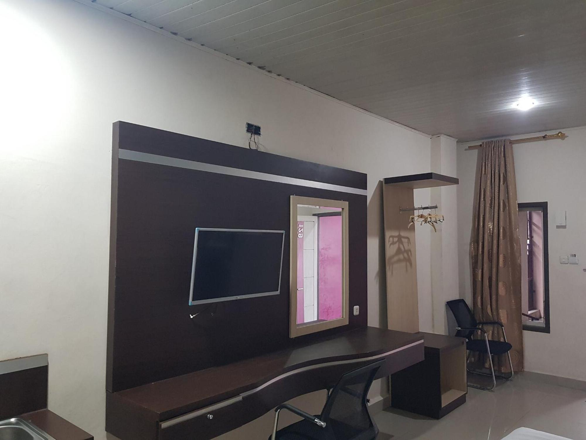 Capital O 93263 Linge Land Hotel Takengon Bagian luar foto